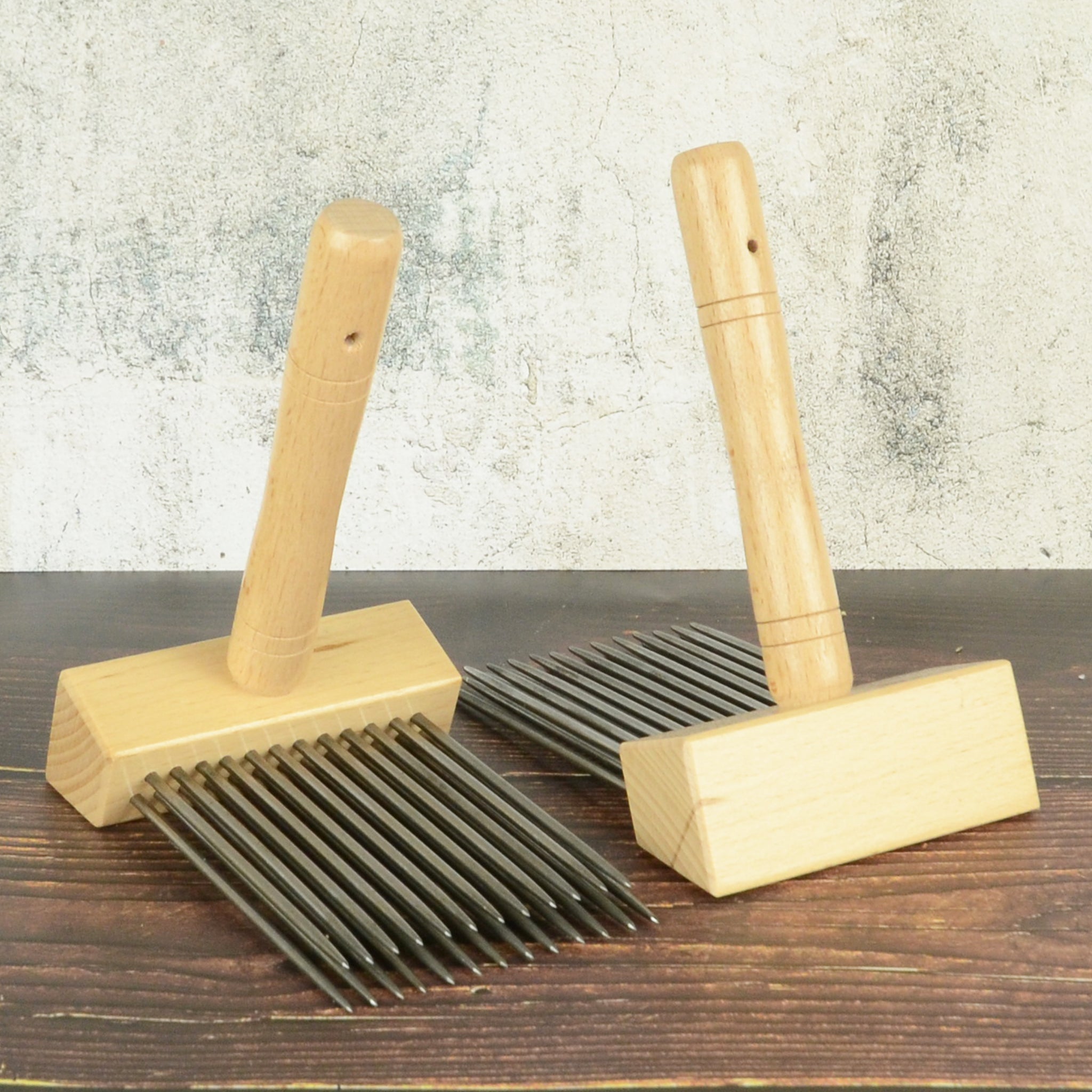 Wingham Hand Combs with Base Plate